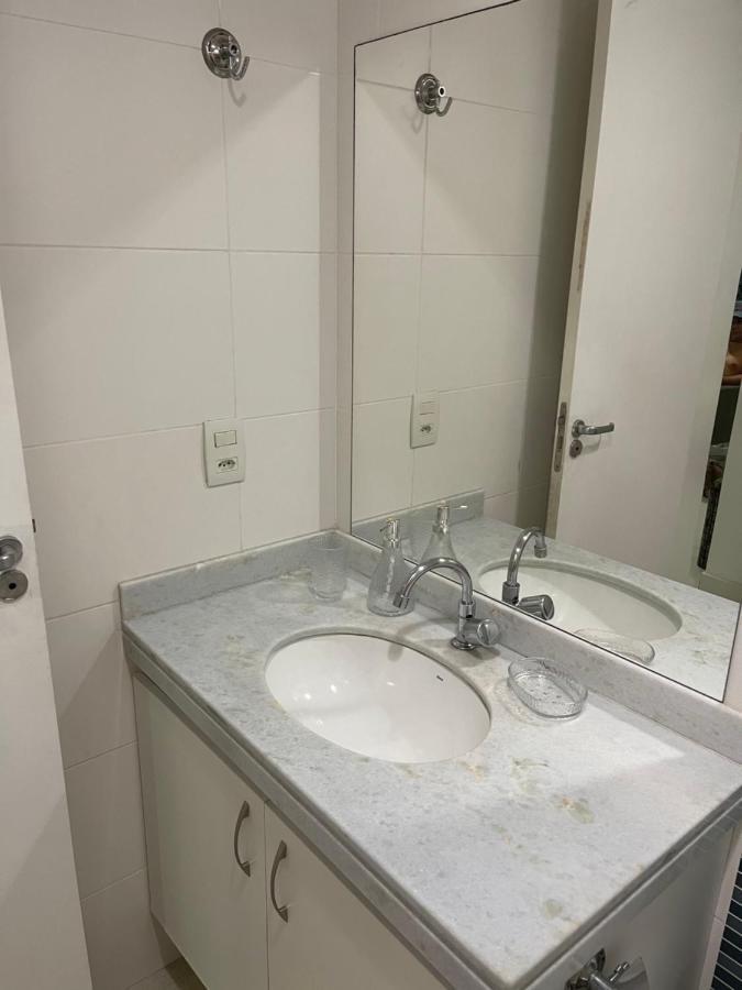 Apartamento Com Varanda E Piscina Cabo Frio Buitenkant foto