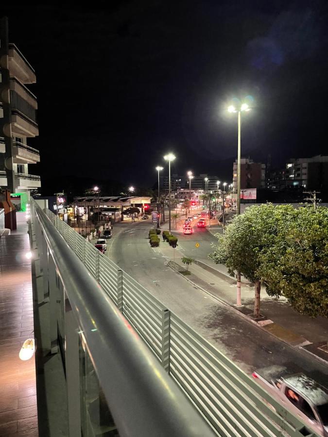 Apartamento Com Varanda E Piscina Cabo Frio Buitenkant foto